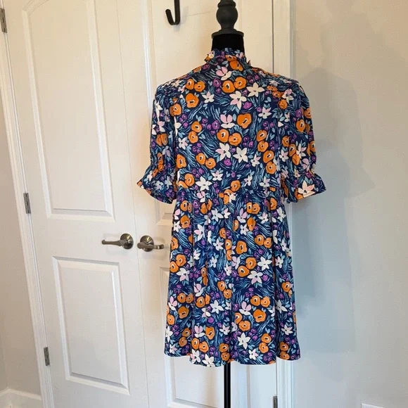 Elegant Floral Mini Dress in Orange and Blue - Picture 3 of 5